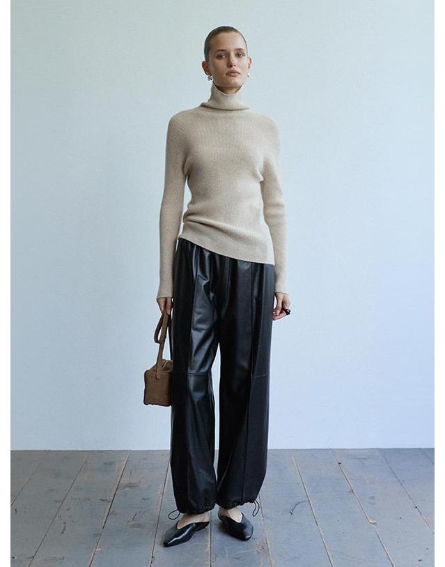 베르데마르 Lambskin Drawstring Wide Pants 착용컷
