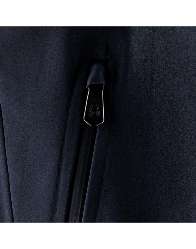 세일레이싱 SPRAY SOFTSHELL VEST_698 착용컷