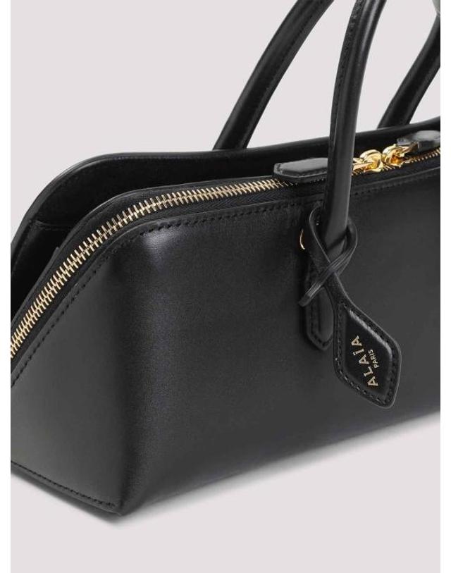 알라이아 [해외직구] 26FW 알라이아 카무플라주 델타 백 스몰 백 AA1L1015I255999 BLACK 착용컷
