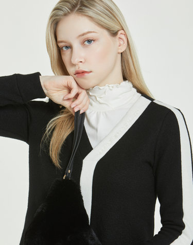크리브 펠티드울  V-NECK_NF01WTS097BK