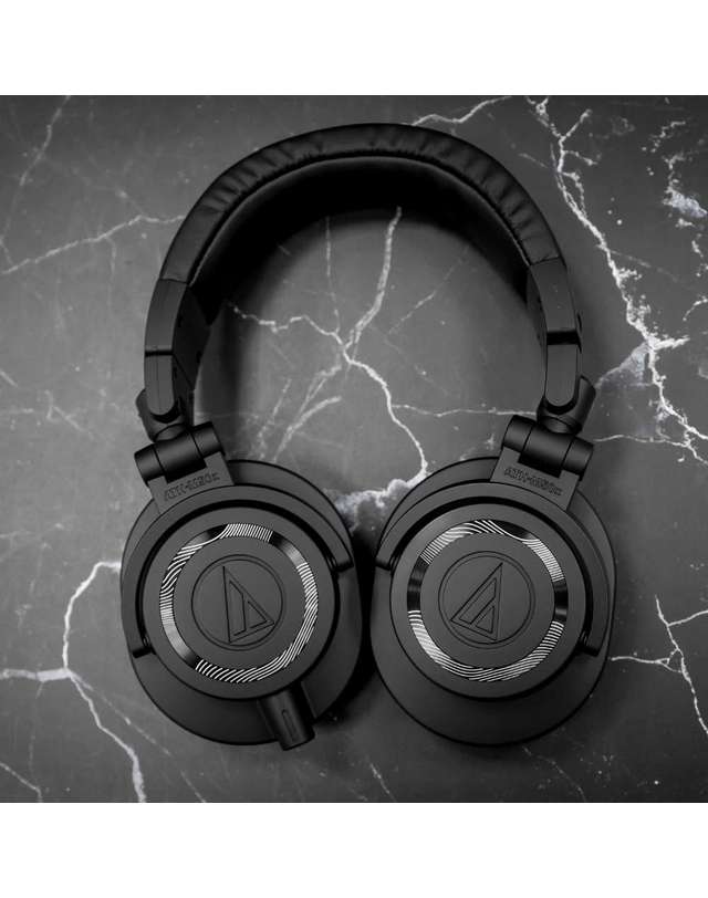 오디오테크니카 오디오테크니카 공식수입원 ATH-M50x ENSO 리미티드 에디션 모니터링 헤드폰 착용컷