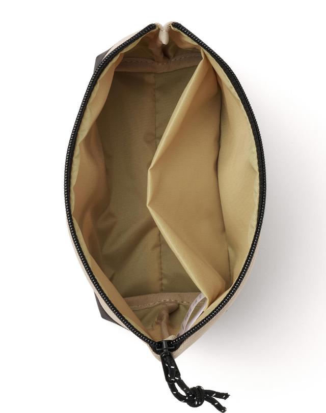 델코퍼 HARMONY POUCH (L-SIZE) [BUTTER CREAM] 착용컷