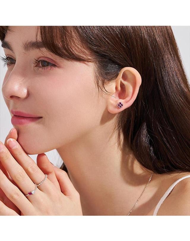 도로시 [도로시] 14k 럭키 클로버 루비 피어싱(랩 다이아몬드)(1개) 착용컷