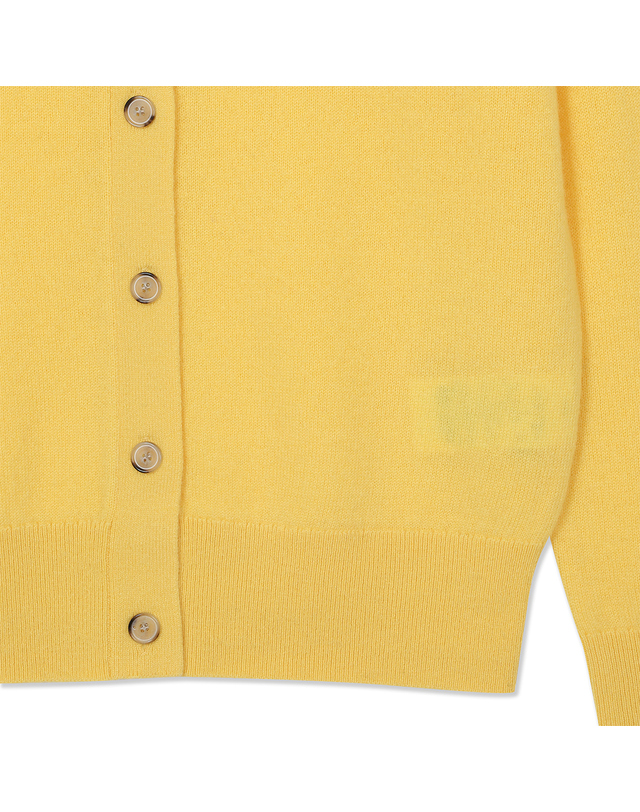 유닛 캐시미어 베이직 지니아 가디건 (UFKKCA350C-YELLOW) 착용컷
