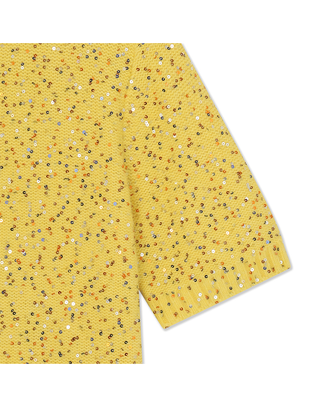 유닛 시퀸 믹스 반팔 카멜리아 크루넥 풀오버 (UFKKCN314N-YELLOW) 착용컷