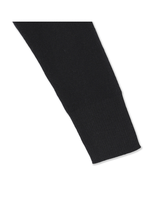 유닛 캐시미어 베이직 모크넥 콜럼바인 풀오버 (UFKKMN433C-BLACK) 착용컷