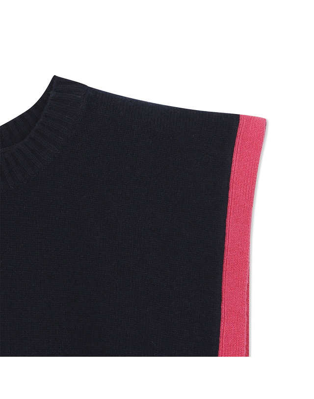 유닛 캐시미어 블렌드 3웨이 펜넬 베스트 (UFKKVE465N-NAVY) 착용컷