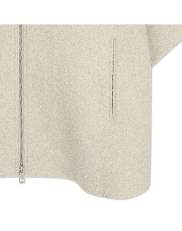 유닛 알파카 블렌드 니트 후드 판초형 세이지 코트 (UFKWCO46JN-L/BEIGE) 착용컷