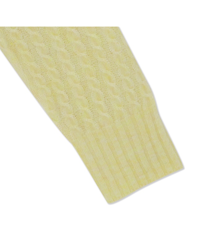 유닛 알파카 블렌드 크루넥 케이블 버터컵 풀오버 (UFKKCN418N-L/YELLOW) 착용컷
