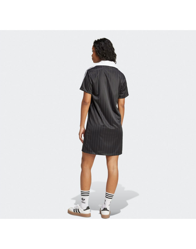 에비씨마트 [갤러리아] [ADIDAS] 아디컬러 풋볼 자카드 브이넥 드레스 JD2599 착용컷