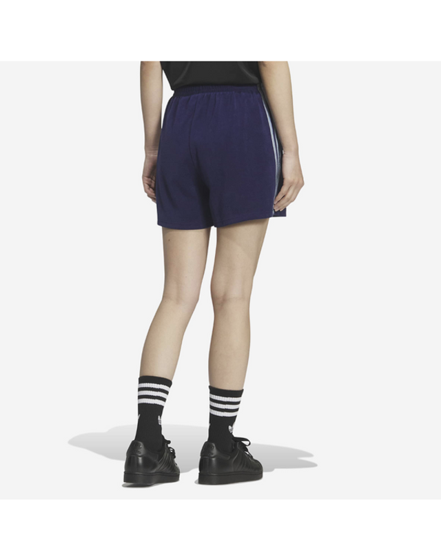에비씨마트 [갤러리아] [ADIDAS] 테리 쇼츠 KS2211 DKBLUE 착용컷