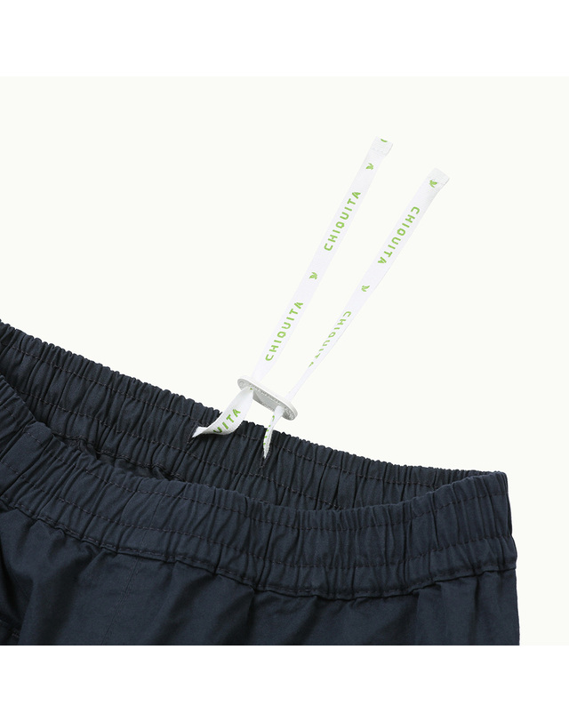 치키타 8차_썸머 치노 H 스커트 네이비 241402SNV 착용컷