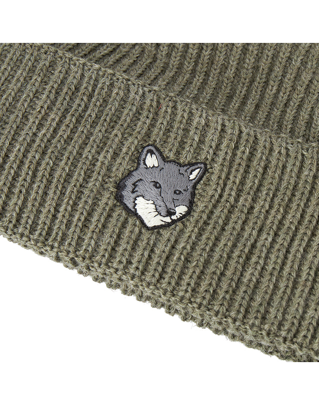 메종 키츠네 26FW 메종키츠네 폭스헤드 라지 비니 PM06112KT1022 P131 (남여공용) 착용컷