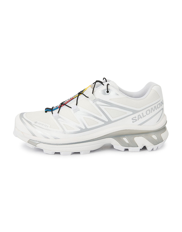살로몬 26FW 살로몬 XT-6 GTX 화이트 러닝화 L47581100 (남여공용) 착용컷