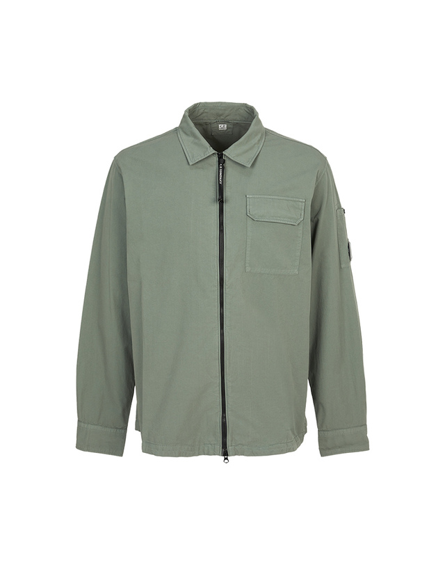 씨피 컴퍼니 26FW CP컴퍼니 남성 오버셔츠 자켓 20CMOS705A 110143G 668 착용컷