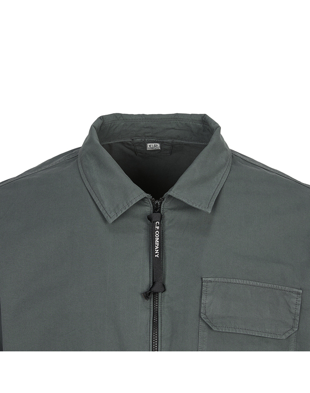 씨피 컴퍼니 26FW CP컴퍼니 남성 오버셔츠 자켓 20CMOS705A 110143G 921 착용컷