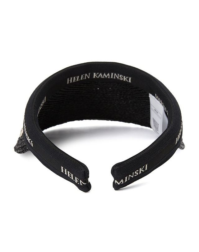 헬렌카민스키 26FW 헬렌카민스키 비앙카 바이저 HAT50265 CHARCOAL BLACK LOGO 착용컷