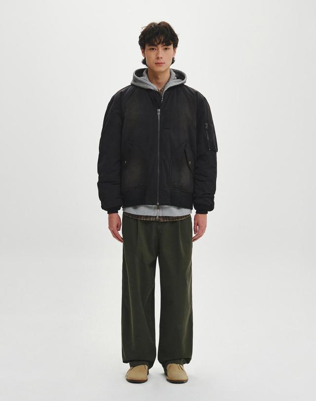 힐리먼트 포그 MA-1 패딩 점퍼 (BLACK) 착용컷
