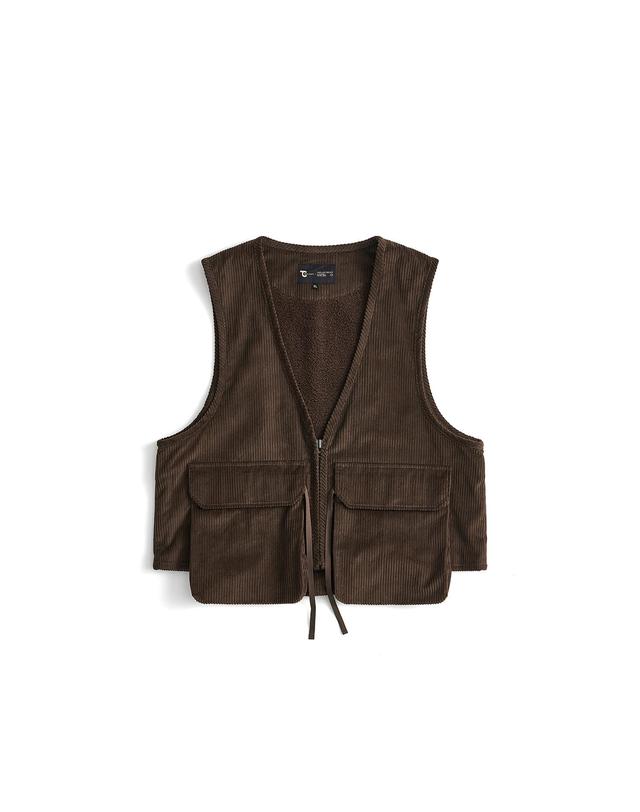 힐리먼트 [HELEMENT X TOKYO CRAFTS] 코듀로이 플리스 베스트 (D/BROWN) 착용컷