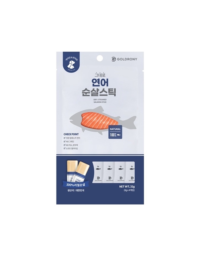 골드로니 그대로 순살스틱 연어 4개입 강아지 고양이 간식 착용컷