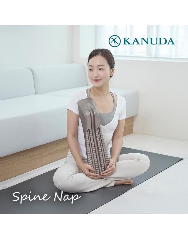 가누다 가누다 스파인냅 바른자세 척추자세교정 스트레칭 지압 휴식 착용컷