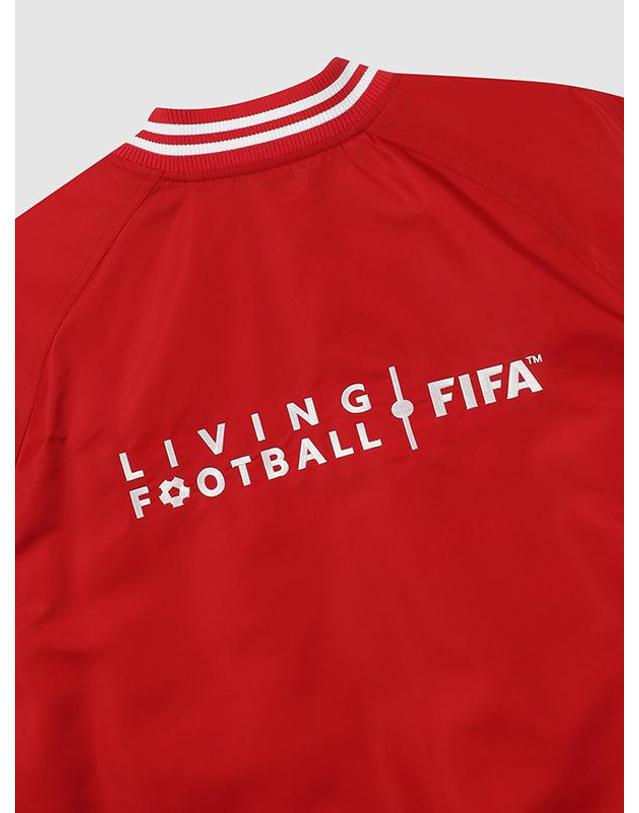 피파1904 [FIFA 1904] 리빙풋볼 바시티 자켓 레드(FF31PJ22U_560) 착용컷
