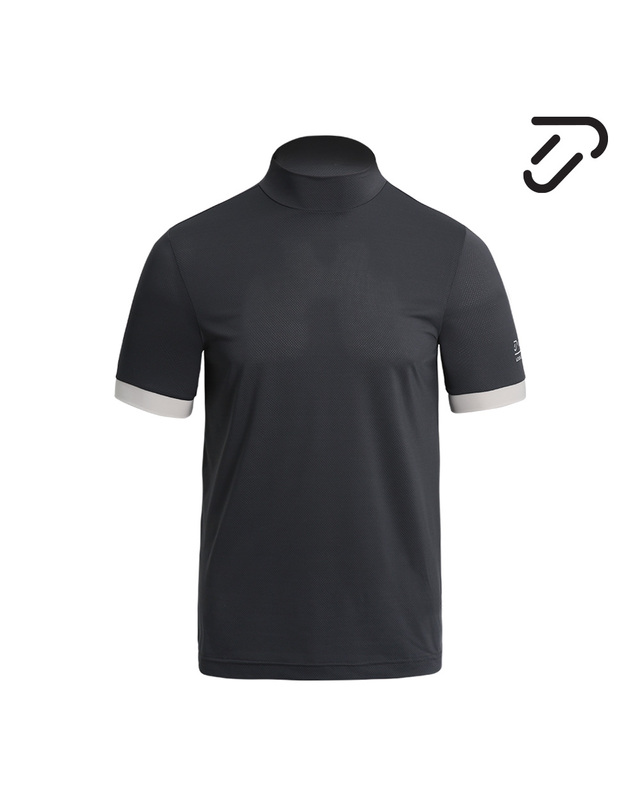 이안폴터디자인 [IJP DESIGN] 이안폴터디자인 남성 솔리드 하프넥 반팔티셔츠 - IPM3MTS821 DG 착용컷