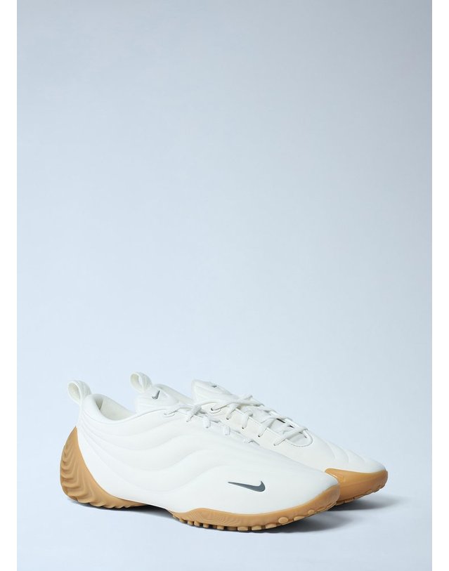 나이키 [해외직구] 25 F/W 나이키 ASTRA ULTRA 스니커즈 FZ5778-101 B0111754347 착용컷