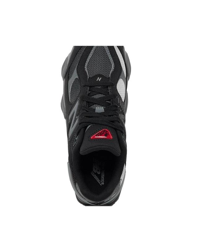 뉴발란스 [해외직구] 25 F/W 뉴발란스 LIFESTYLE 스니커즈 (KIDS 상품) GC9060BKK_BLACK B0041840061 착용컷