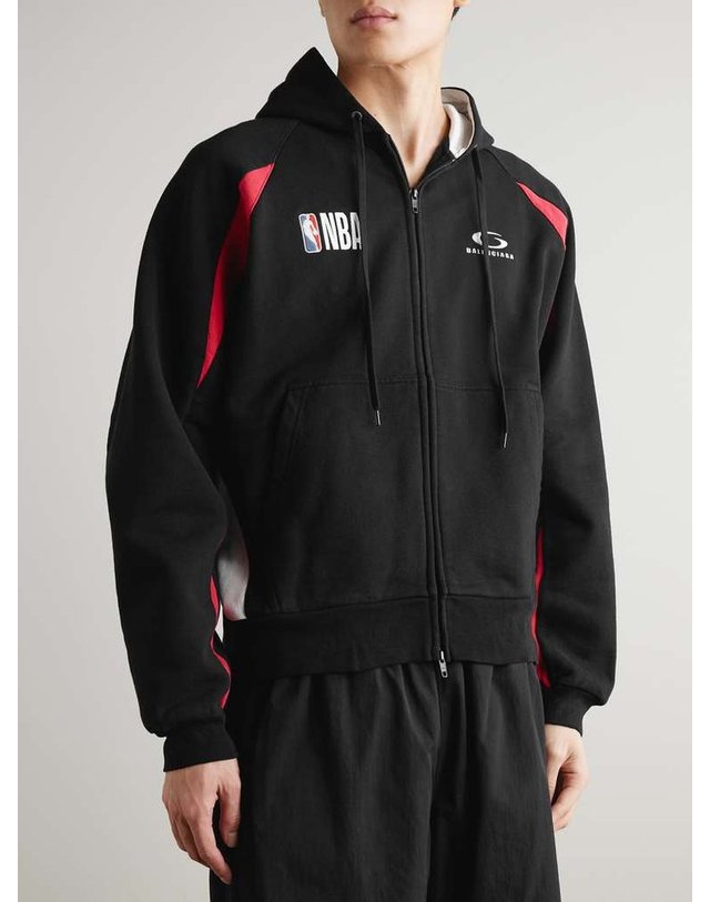 발렌시아가 [해외직구] 26 S/S 발렌시아가 NBA 오버사이즈 로고-엠브로이드 코튼-저지 집업 후드 863850TTVV9 B0081951101 착용컷