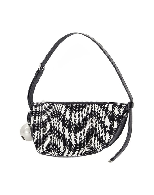 버버리 [해외직구] 24 S/S 버버리 쉴드 슬링 스몰 지갑 온 체인 BURBERRY 코튼 블랙 8082580 B0731433356 착용컷