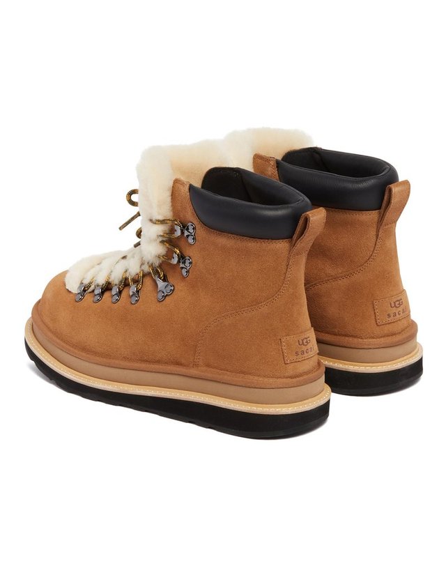 어그 [해외직구] 25 F/W 어그 어그 X SACAI STIVALETTI HIKER 인 펠레 베이지 1178390/CHE B0741880171 착용컷