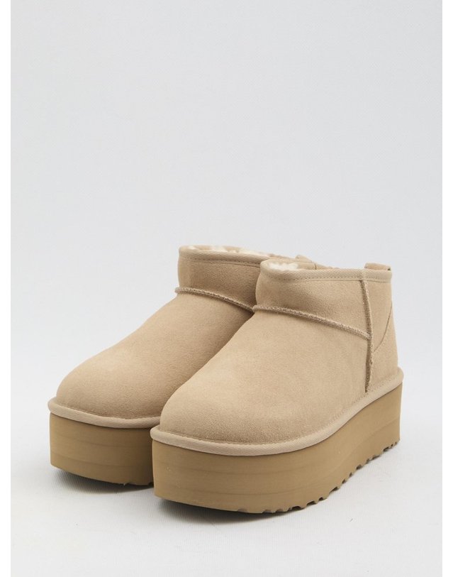 어그 [해외직구] 25 F/W 어그 CLASSICUGG ULTRA 미니 플랫폼 1135092SAN B0021852089 착용컷