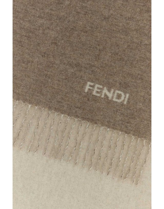 펜디 [해외직구] 펜디 SCIARPA FENDI BICOLORE FXS416B1VY F1Y89 B0442268859 착용컷