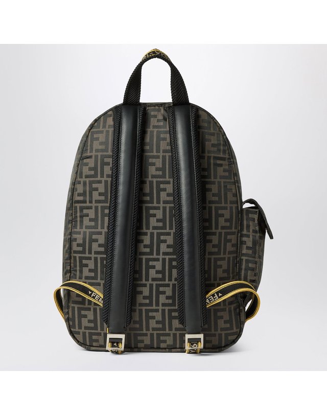 펜디 [해외직구] 26 F/W 펜디 FENDI 클라임 럭색 인 SUPERLIGHT FF ZUCCA 패브릭 7VZ096B12N-F1PR4 B0052306310 착용컷