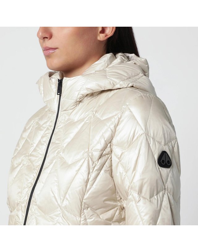 무스너클 [해외직구] 26 F/W 무스너클 ICEBERG ALABASTER 퀼팅 다운 자켓 인 리사이클 나일론 M36LJ156NY-1705 B0052332062 착용컷