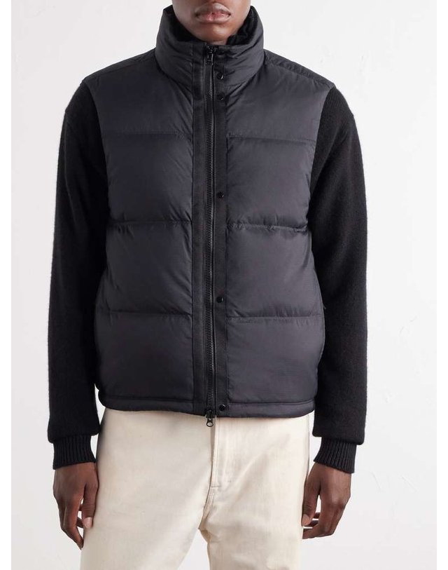 스톤아일랜드 [해외직구] 스톤 아일랜드 MATT 퀼팅 립스탑 코듀라 어드밴스 FABRICS 다운 조끼 L2S15G100004S0483 B0082281700 착용컷