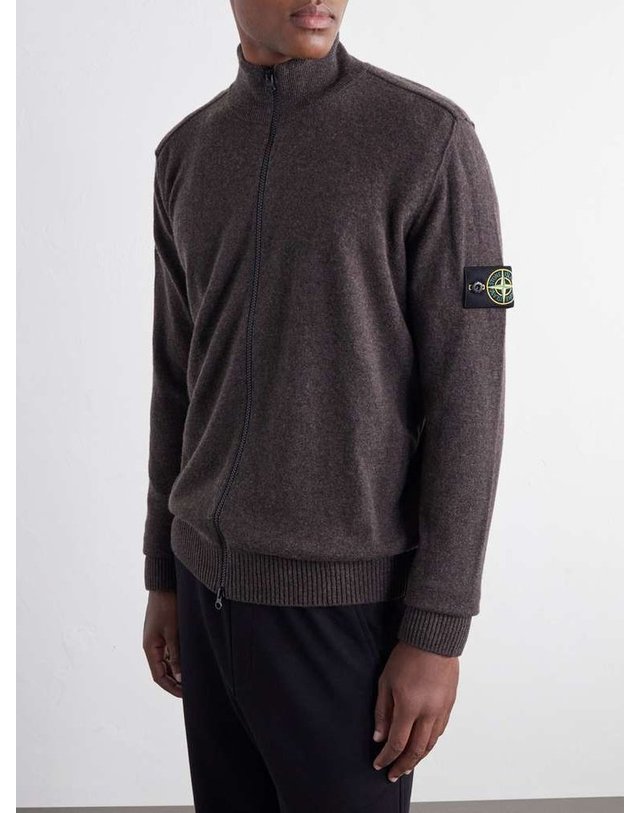 스톤아일랜드 [해외직구] 스톤 아일랜드 LOGOAPPLIQUED 버진 울 집업 가디건 L2S155100023S00B4 B0082284692 착용컷