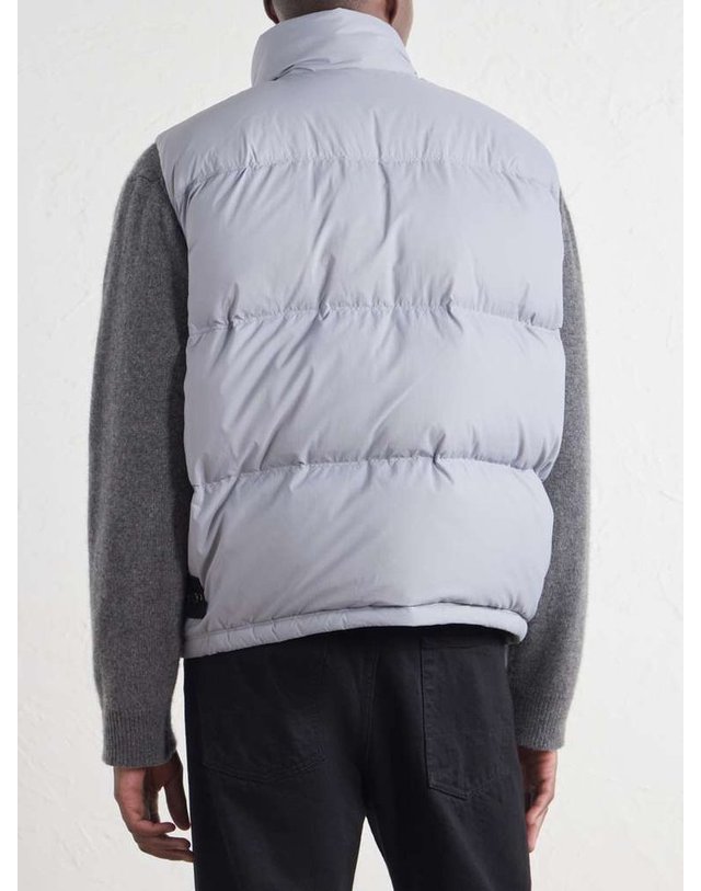 스톤아일랜드 [해외직구] 스톤 아일랜드 LOGOAPPLIQUED 패딩 퀼팅 코듀라 립스탑 어드밴스 FABRICS 다운 베스트 L2S15G100004S0483 B0082296646 착용컷