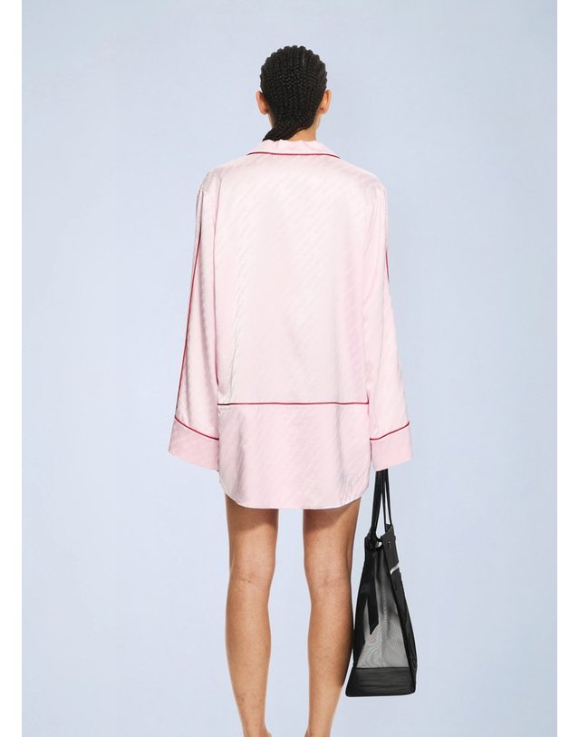 오프화이트 [해외직구] 26 S/S 오프화이트 자카드 OFF-WHITE 사틴 뉴 ROXY 파자마 드레스 2DG00GS26FAB001W660 B0112280561 착용컷
