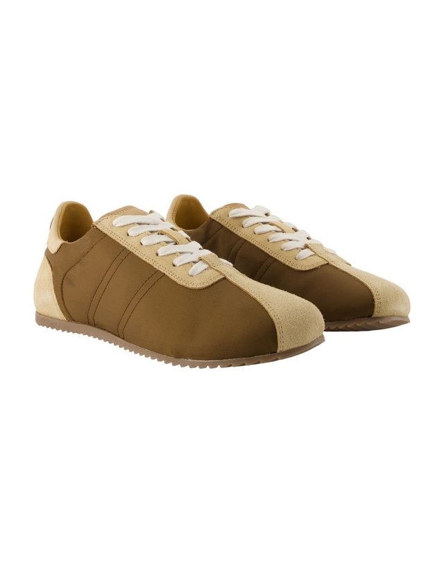 아미 [해외직구] 26 F/W 아미 소프트 스니커즈 아미 파리 CANVA 브라운 USN510.AW0038-220 B0732289528 착용컷