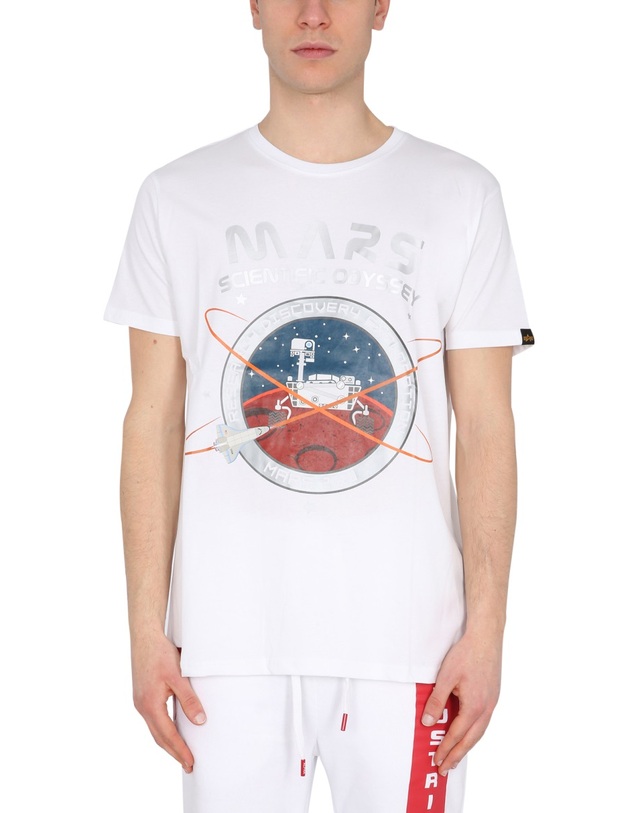 알파 인더스트리 [해외직구] 21 S/S 알파 인더스트리 MISSION TO MARS 티셔츠 126531_09 B0040171601 착용컷