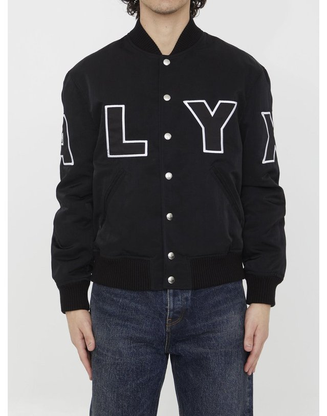 알릭스 [해외직구] 23 S/S 알릭스 로고 발시티 봄버 자켓 AAMOU0377FA01BLK0001 B0020168387 착용컷