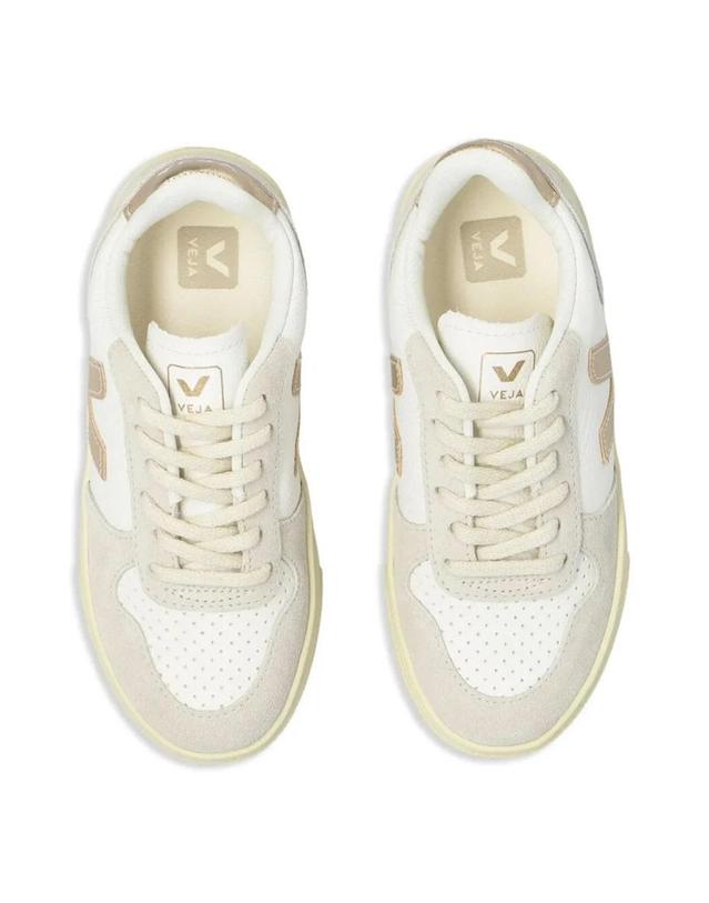 베자 [해외직구] 25 S/S 베자 스니커즈 V-10 (KIDS 상품) CX0520620CK_EXTRAWHITE B0041840265 착용컷