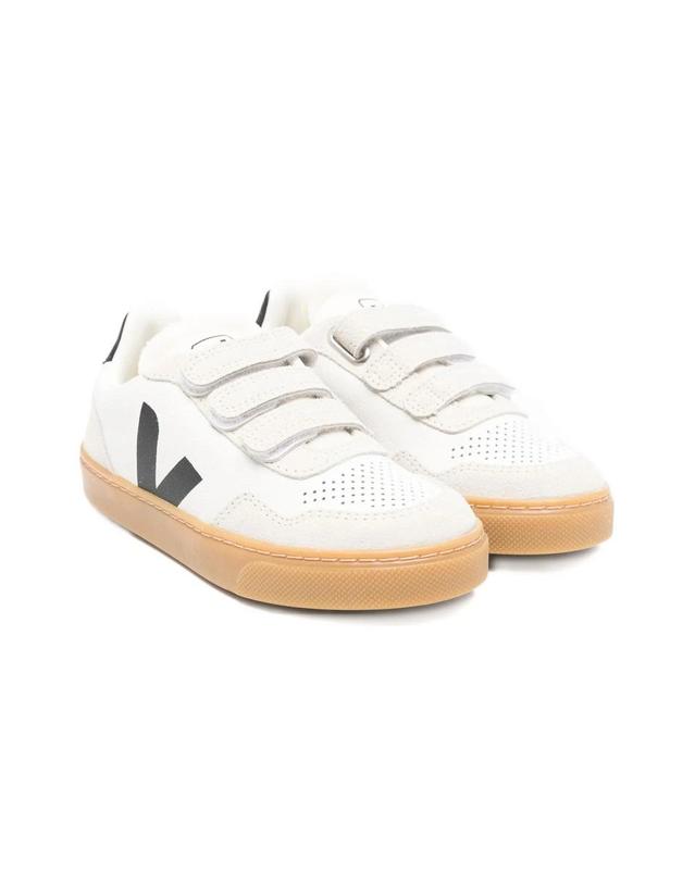 베자 [해외직구] 26 S/S 베자 스니커즈 V90 (KIDS 상품) SX2021006CK_WHITEBLACK B0041924558 착용컷