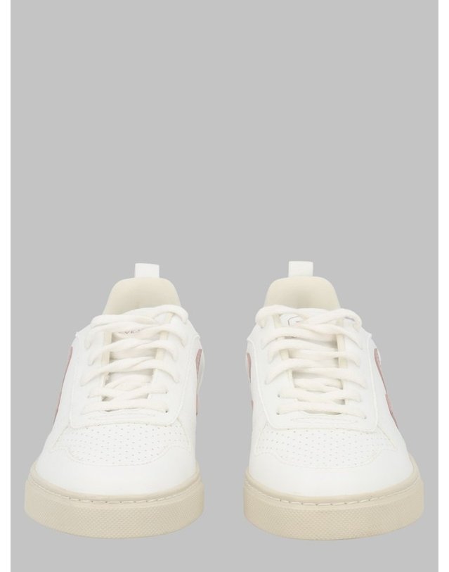 베자 [해외직구] 22 S/S 베자 스몰 V-10 레이스 CWL 화이트 (KIDS 상품) CX0702886T_WH/STEEL B0042189122 착용컷