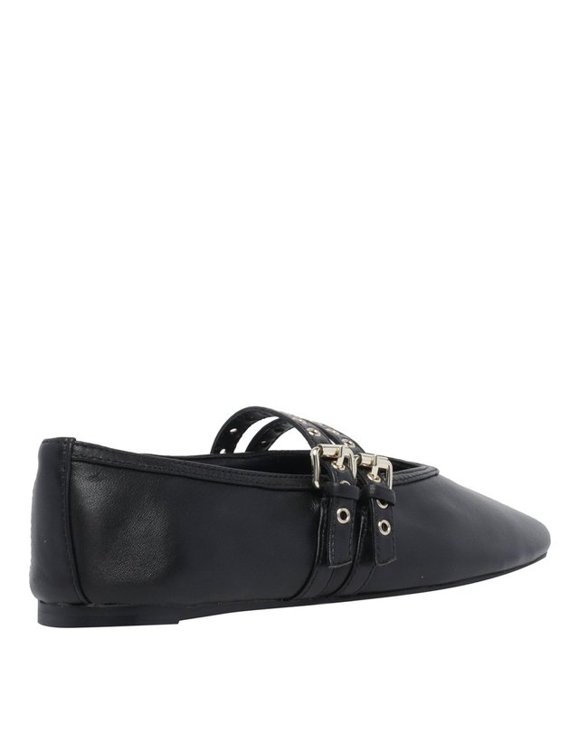 스티브매든 [해외직구] 26 F/W 스티브 매든 LYDIA 발레슈즈 LYDIA/BLACK B0012331297 착용컷