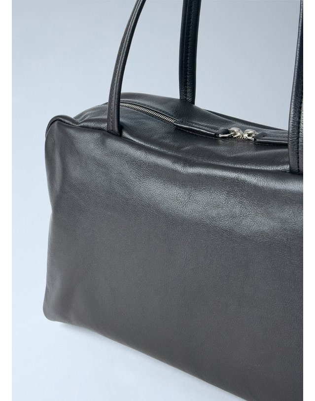 더 로우 [해외직구] 26 F/W 더 로우 ASTRA 볼링 백 W1725-L693-WLSHS B0112366197 착용컷
