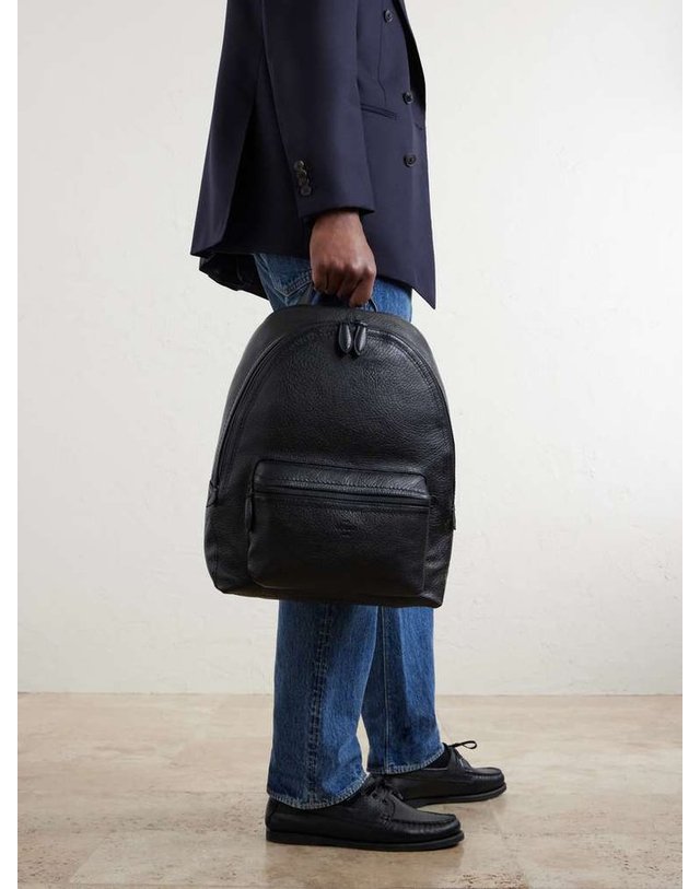 벨루티 [해외직구] 26 F/W 벨루티 타임 오프 FULLGRAINED 레더 백팩 M312954 B0082025306 착용컷