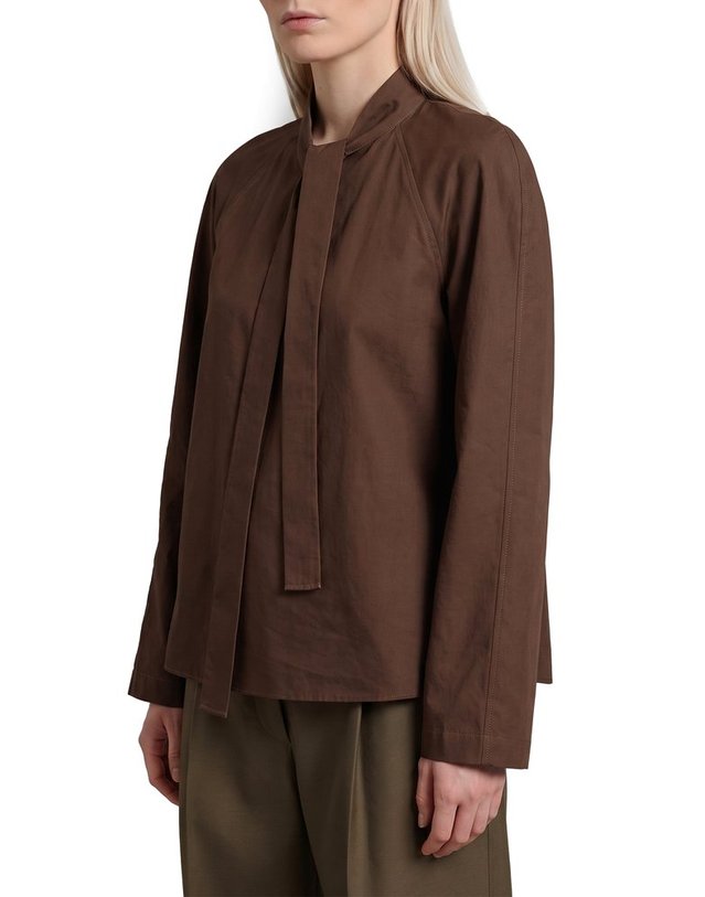 르메르 [해외직구] 26 F/W 르메르 TRUFFLE 애스콧 블라우스 SH1218LF1500BR477 B0022265418 착용컷